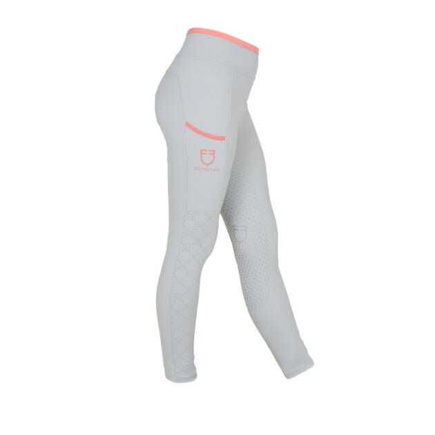 Leggings infantil com decorações perfuradas