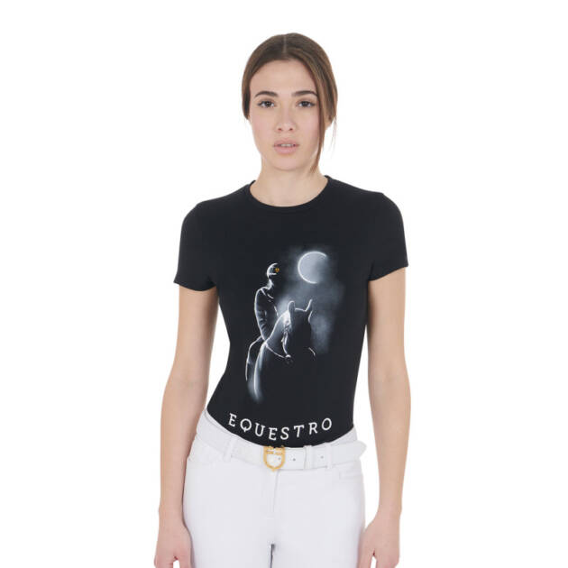 Camiseta feminina slim fit com estampa raio de lua