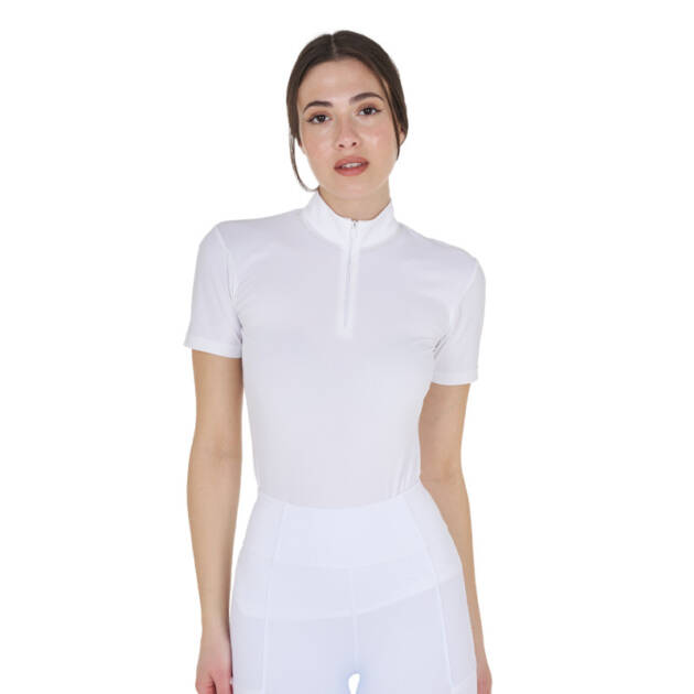 Polo feminino slim fit com zíper e pérolas na gola