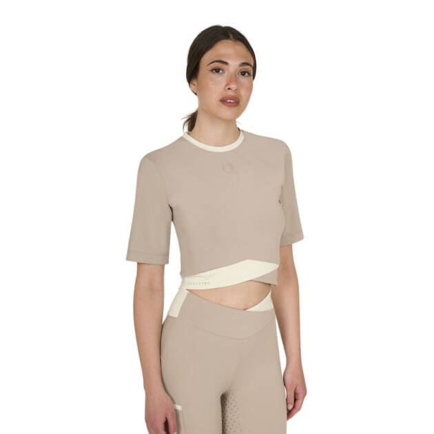 Camiseta cropped feminina em tecido tecnológico