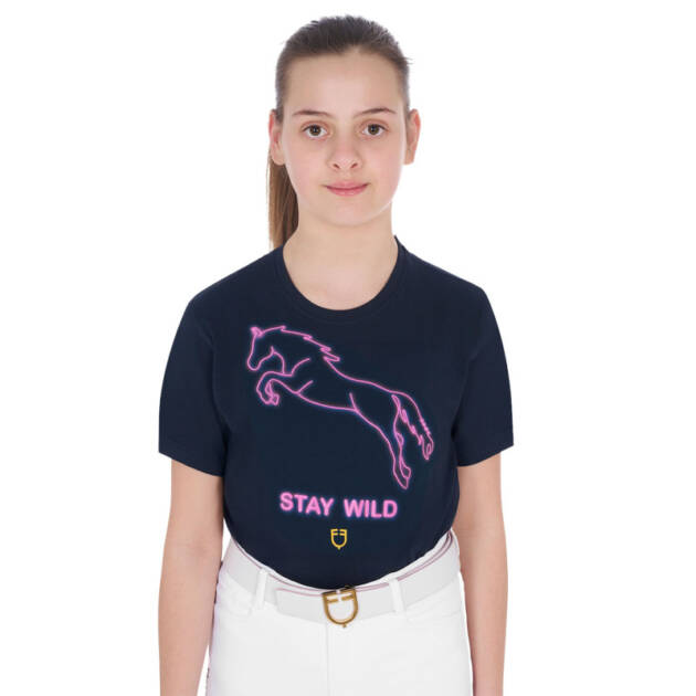 Camiseta infantil slim fit estampa Stay Wild